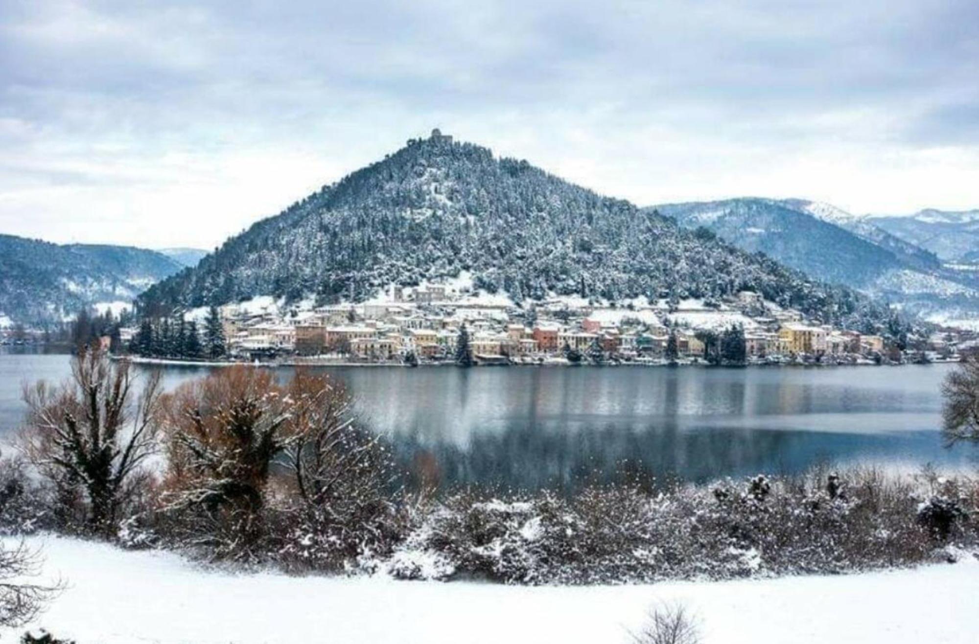 I Segreti Del Lago Piediluco Kültér fotó